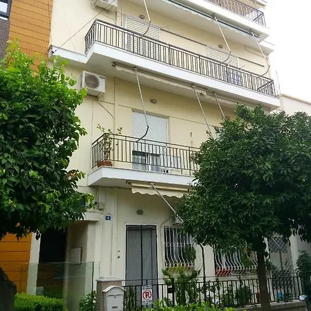 Kolonos 3 Bdrm Apartment