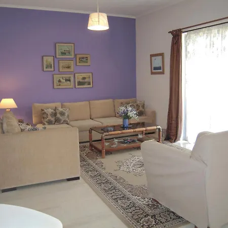 Kolonos 3 Bdrm *