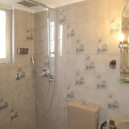Apartment Kolonos 3 Bdrm