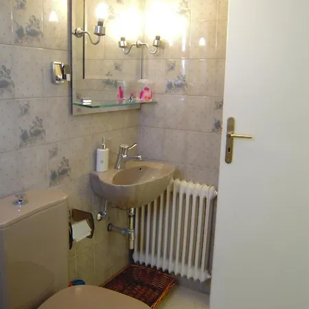 Kolonos 3 Bdrm Apartment