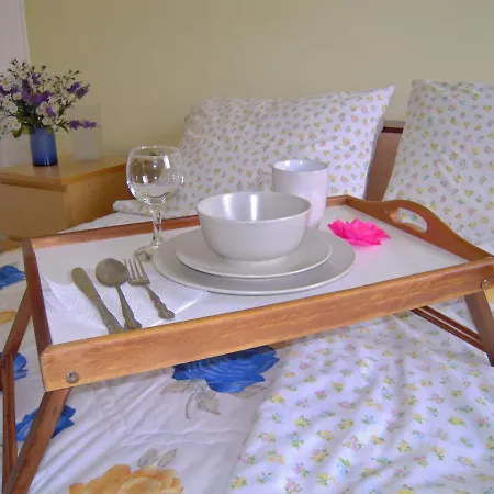 Apartment Kolonos 3 Bdrm